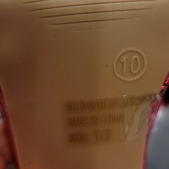 BRAND NEW WILD DIVA LOUNGS RHINESTONES EMBELLISHMENTS SANDAL - Picture 13 of 15